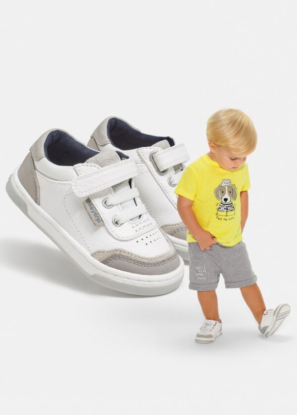 Pantofi sport cu inchidere velcro