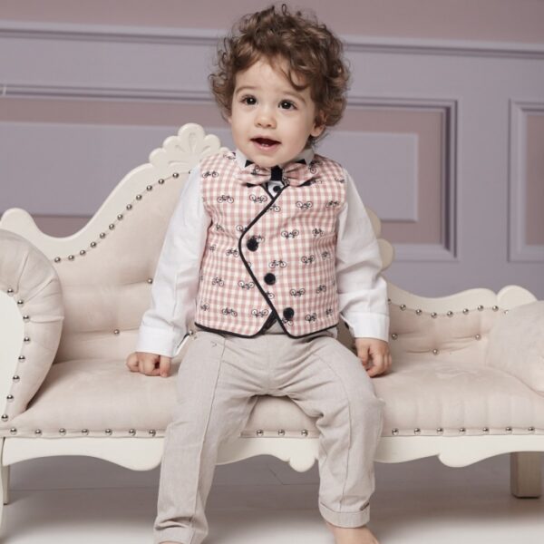 Costum Luis