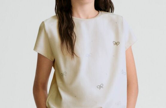 Tricou cu fundite basic